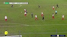 第58分钟勒沃库森球员德米尔拜射门 - 被扑