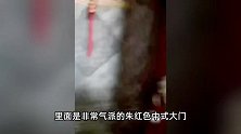 深圳一小区暗藏“皇宫”？金属门背后是朱红色中式大门，当地回应