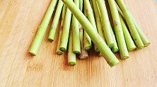这才是芦笋最好吃做法，清脆鲜香，做法简单，营养不流失