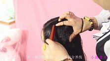 这款反编三股辫很受女孩们的喜爱，俏皮可爱，手残妈妈赶快学起来