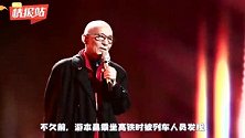 “济公”乘坐高铁被发现，列车长邀请他签名，他却写满了一页纸
