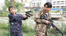 绝地求生真人版，二浪捡到M416，竟打不过别人P18C手枪