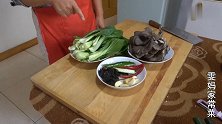 家常菜素炒青菜烧蘑菇，从此告别单调的炒青菜，简直不要太简单