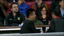 中超-权健董事长束昱辉现身海体督战 同里皮握手显大战重要性-花絮