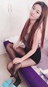 漂亮女人穿搭时尚，美腿很漂亮