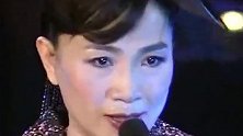 “帽子歌后”凤飞飞：巅峰时红过邓丽君，死讯被“隐藏”1个月