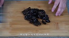 凉拌黄瓜最正确的做法，这吃法还真是头一次见，上桌就光盘