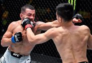 韩国僵尸一致判定击败伊盖 UFC生涯首次未能终结获胜