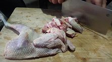 80块一斤土鸡肉，第一次见到这种新吃法，真是高手在民间