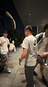赛后主教练于根伟在酒店，迎接将士凯旋