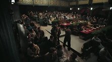 霞光：特务准备搞事，在会场安放了炸弹，方若愚不让女儿上台演戏