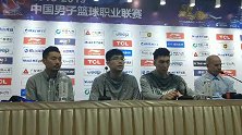孙桐林：此前打得太自私 但今晚过后我们又是团结的新疆队