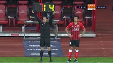 第78分钟上海上港球员陈威(U23)黄牌