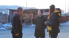 表弟拔了邻居家公鸡毛，邻居找上门，说公鸡感冒冻死了，太有才了