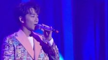 再次听到孙耀威演唱《爱的故事上集》彻底泪奔了！