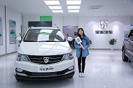 顶配11万，属于年轻人的轿跑，开车上路回头率不输宝马X6