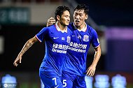 中超第4轮五佳球：金泰延小角度吊射 钱杰给10分角定位球