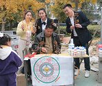 短剧；老师带同学们去吃“糖画”，看着特别可爱，你们都吃过吗？