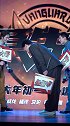 成龙到底是什么让大哥给晚辈鞠躬