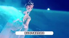 萨顶顶自曝有听力障碍，一只耳朵从小听力模糊，全靠意念把歌唱准