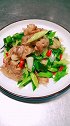 腌肉炒蒜苗，一道普通的家常菜，做好了也非常好吃