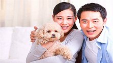 我国“首批丁克”已退休，迎来了没有儿孙的生活，晚年过得如何呢