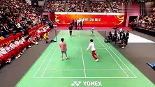 笑晕了！快来看“干饭哥”盛李豪打羽毛球