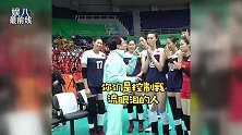成龙低调探班女排，万分激动表示：你们是控制我流眼泪的人！