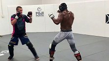 UFC258倒计时头条主赛下：盖奇陪同乌斯曼备战基情满满