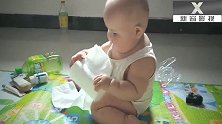 宝宝自己一个人玩的开心，妈妈凶宝宝宝宝的反应萌了！