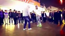 花足大神贾尼尔来中国虐惨路人 双脚施展魔法令人眼花缭乱