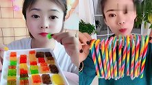 美女直播吃彩色积木糖，看着真过瘾，是我向往的生活