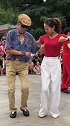 80岁张大爷和安静老师快乐的舞蹈