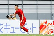 谭龙劲射破门 打进中国队本届东亚杯第一粒进球