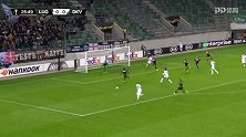 第27分钟基辅迪纳摩球员麦科连科射门 - 打偏