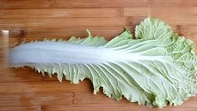 白菜帮再不要丢掉了，这样做太好吃了，开胃下饭，家人都喜欢