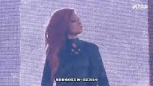 女汉子斩获双腰带 老麦赛后拥抱送祝福