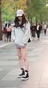 肤白貌美的长腿小姐姐，笑起来也太好看了吧