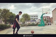 《延禧攻略》傅恒现身横店打篮球 场下众迷妹喉咙喊破了