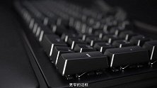 雷蛇猎魂光蛛光轴机械键盘上手