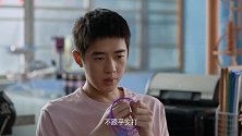 小娜惹子豪生气，看到子豪和女生暧昧醋意大发，杨超越演技太稳