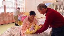 【山东】67岁产妇丈夫：有能力抚养 会立遗嘱保障孩子权益