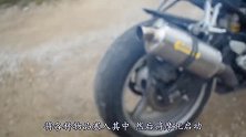 摩托车排气管有多大冲击力？老外用西瓜测试，看完大开眼界