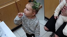才8个月的小孩，被带去打耳钉，真是难以理解国外的审美观！