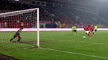 阿隆点球破门个人联赛进球达16粒 四川FC2-1新疆雪豹纳欢