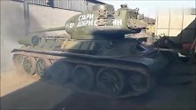 美国1944年的坦克冷启动，开出仓库后简直帅呆了