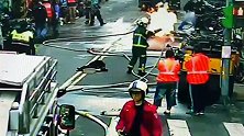中国台湾：工人挖断燃气管，马路喷射3米高火柱