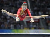 奥运英雄丨高低杠公主生日快乐 中国首位体操单项大满贯何可欣