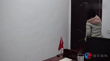 自制剧：因女员工没有送礼，被经理刁难开除，董事长出现经理慌了