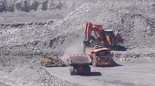 为什么矿山上都是重型挖掘机在装车 ？